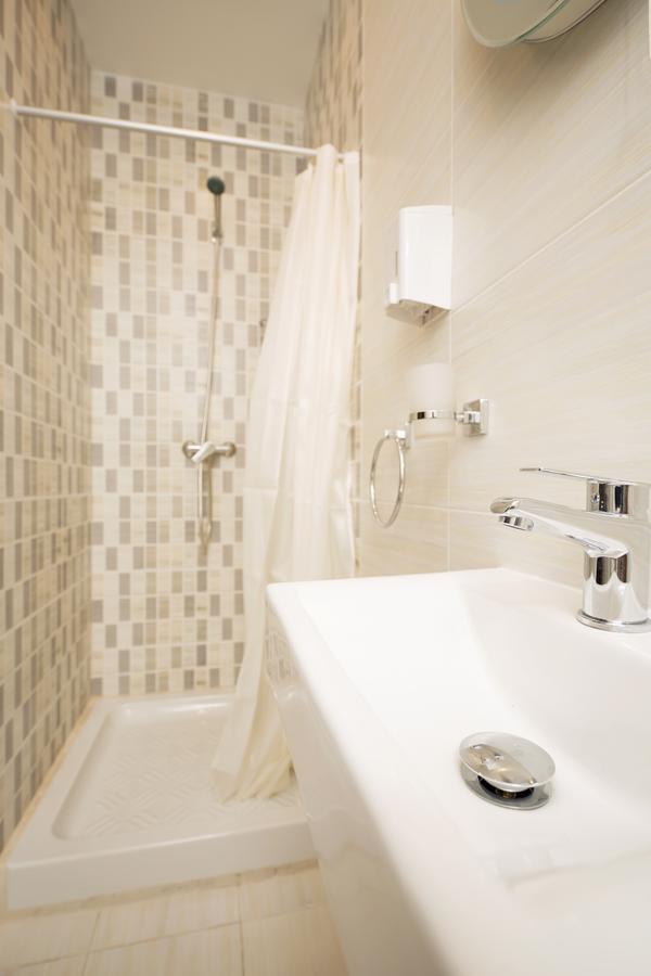 Saint Julian's Sogdiana Guest House מראה חיצוני תמונה