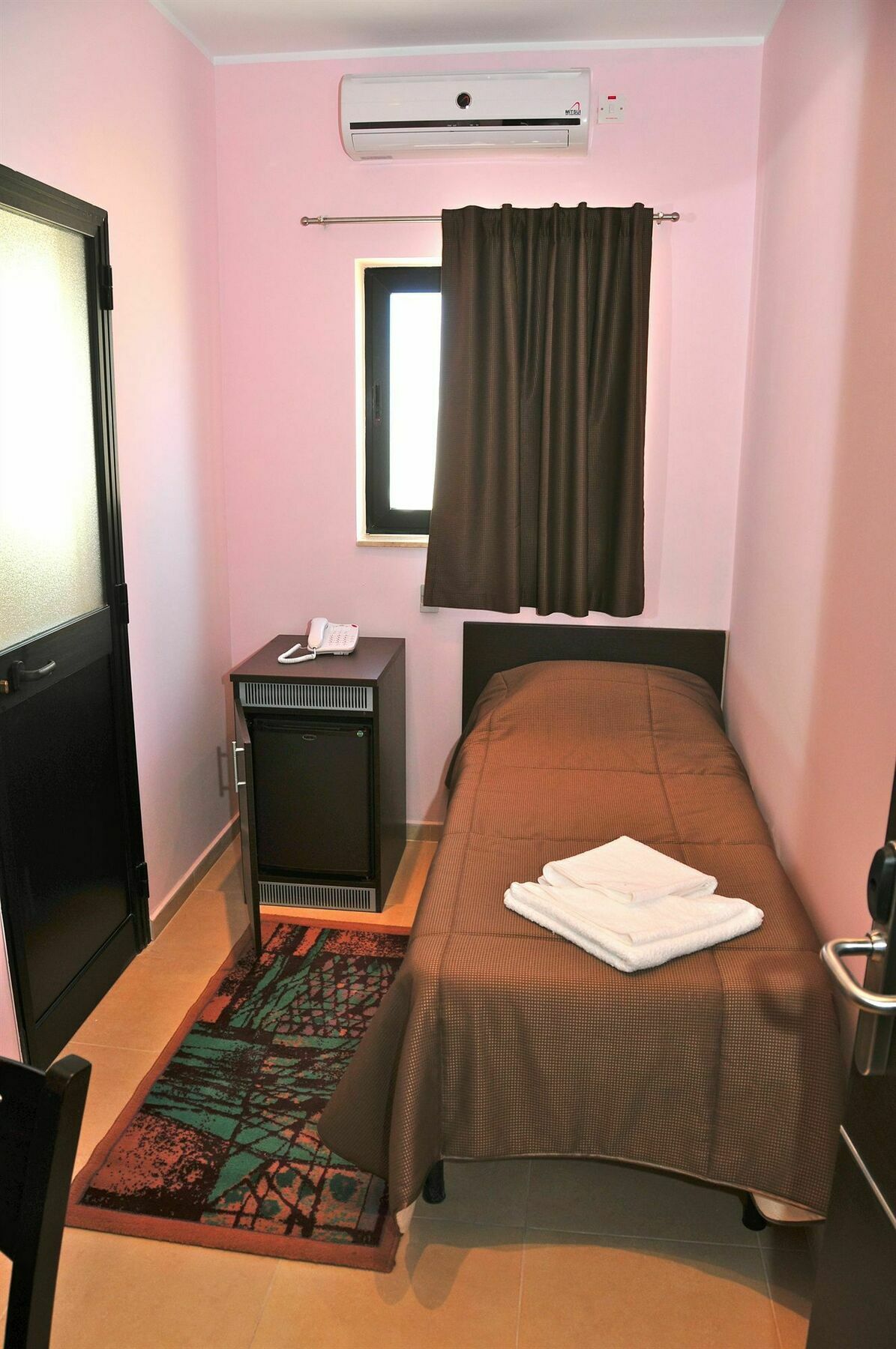 Saint Julian's Sogdiana Guest House מראה חיצוני תמונה